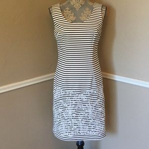 Stripe Embroidery Flowers Scoop Sleeveless Zipper